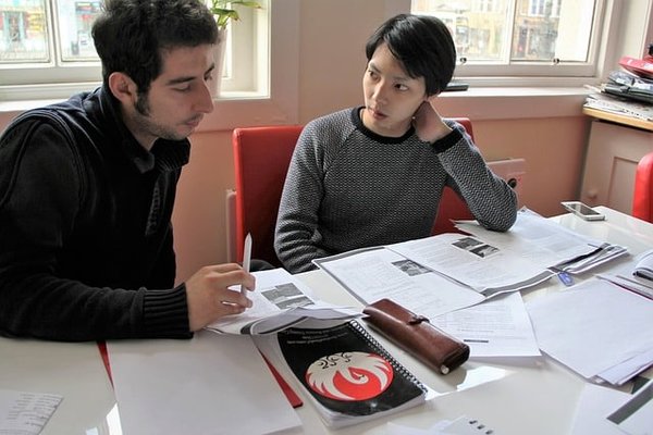 Évaluer et Certifier Son Niveau de Langue Étrangère : Un Guide Complet